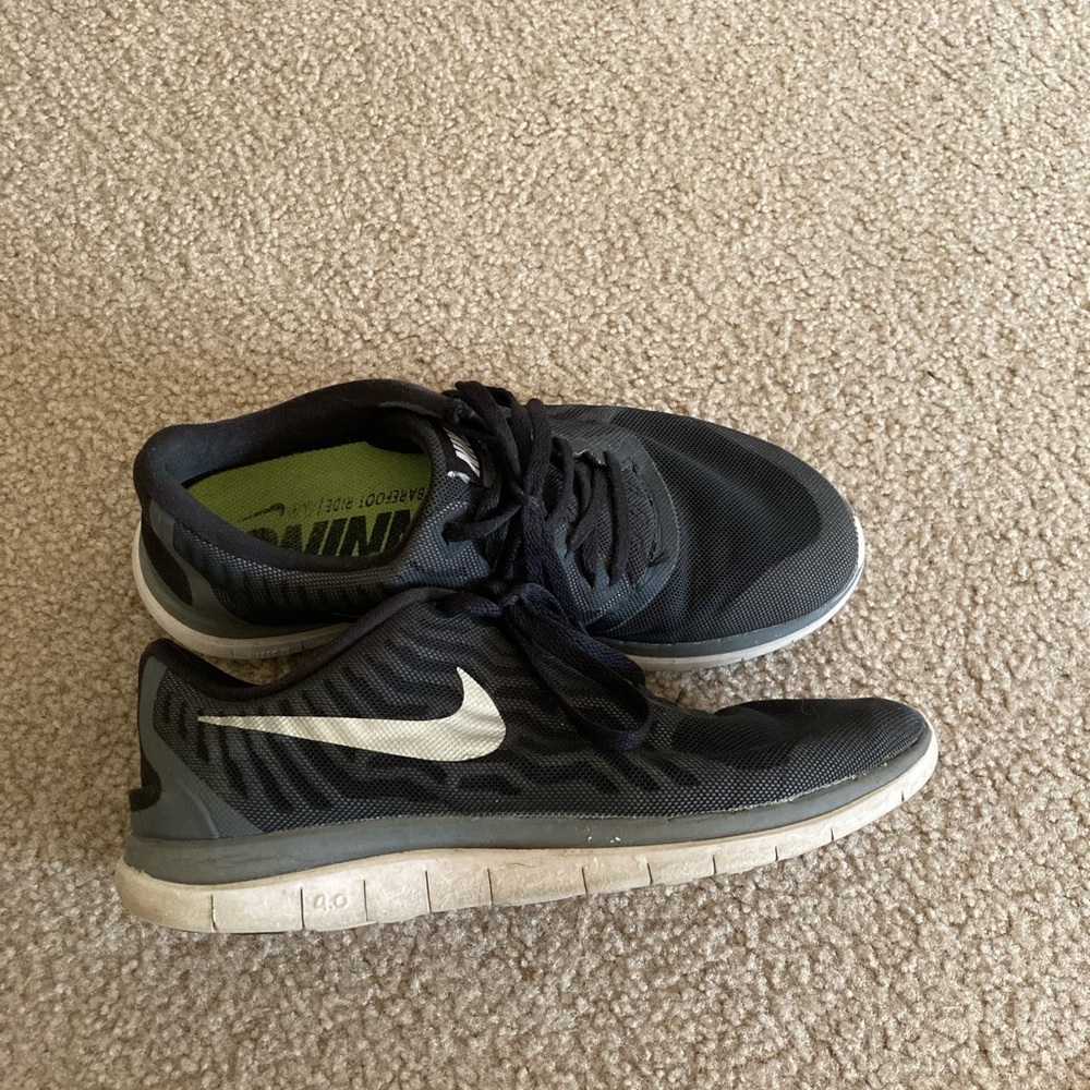 Nike free run shoes